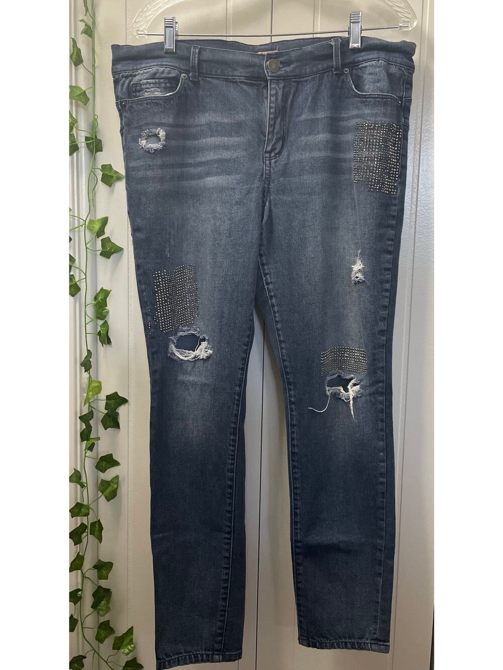Juicy Couture Y2k  Woman Distressed Rhinestones  SZ 14